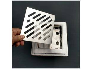 Talni sifon komplet s čelno ploščo debeline 5mm s PERFORIRANIM VZORCEM (AVTOPOVOZNO) in prirobnico za hidroizolacijo 250x250x150mm INOX Ø50mm horizontalno