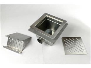 Talni sifon komplet s čelno ploščo debeline 5mm s PERFORIRANIM VZORCEM (AVTOPOVOZNO) in prirobnico za hidroizolacijo 250x250x150mm INOX Ø50mm horizontalno